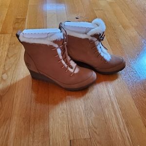 NEW Ugg Bridgit Brown Wedge Booties Sz 8